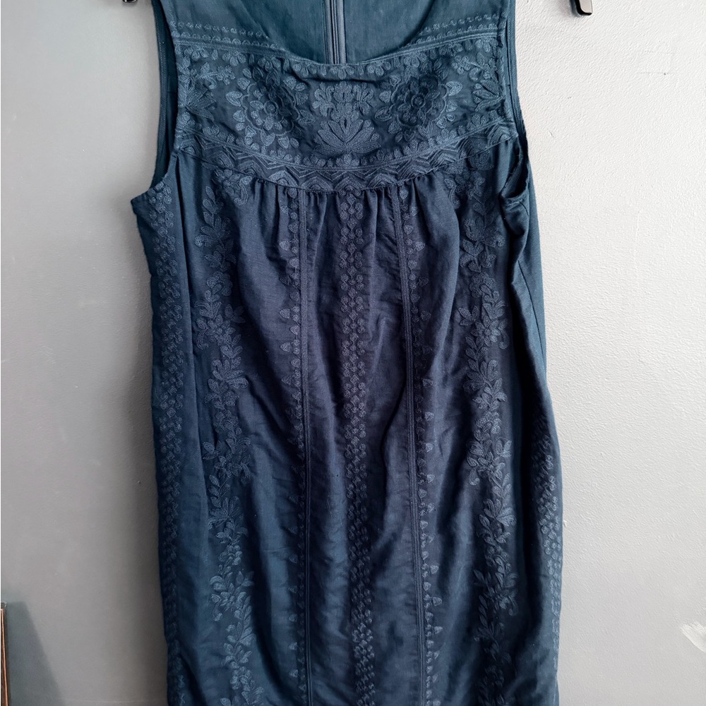 J. McLaughlin navy embroidered Midi Dress